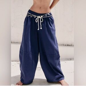 NWOT Free People Kayden Barrel Pant, XS